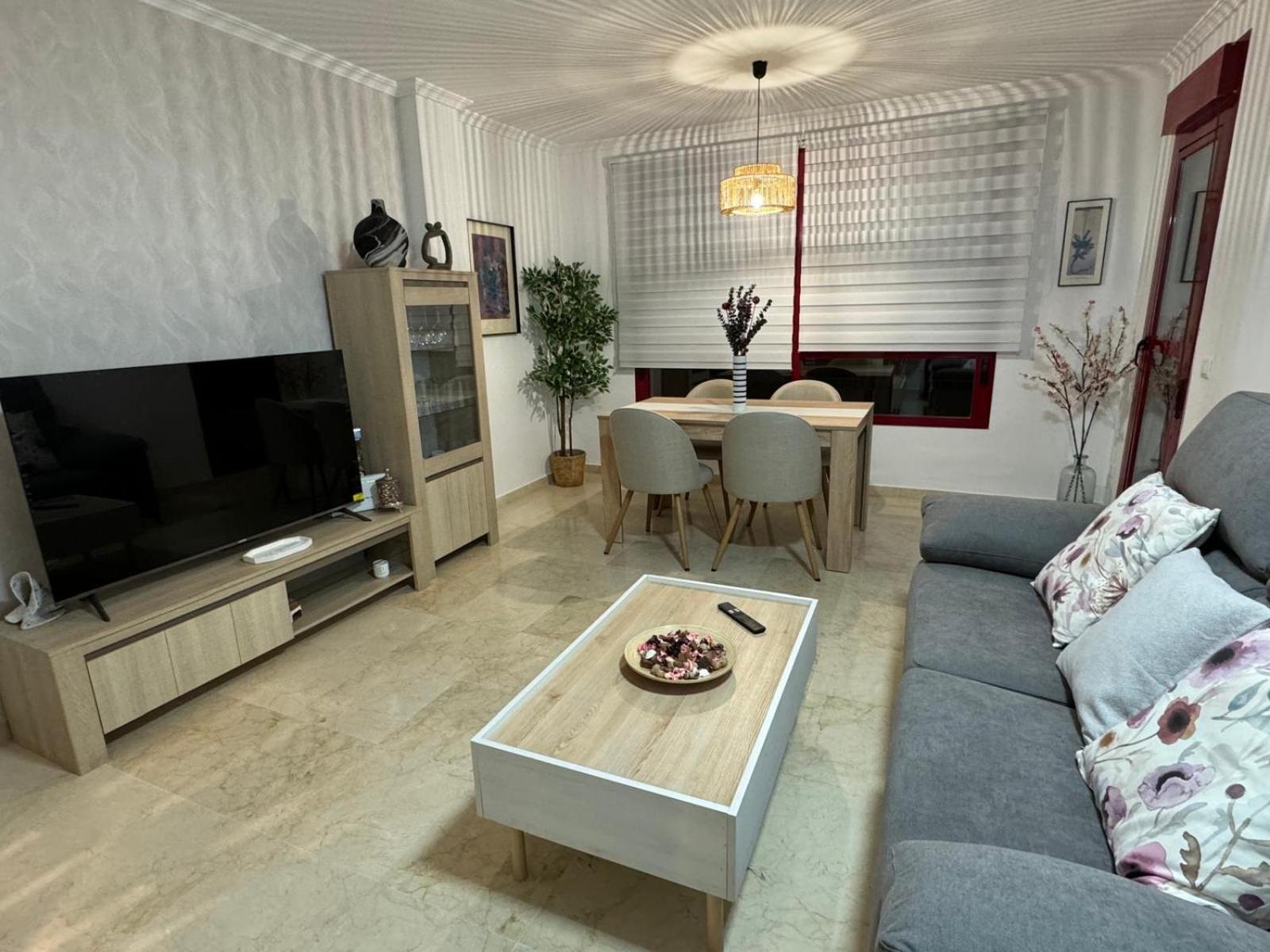 Malaga Estacion Ave Playa Apartment Екстериор снимка